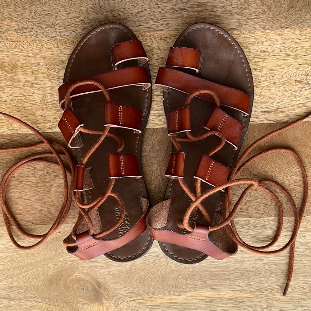Leather Tie-Ankle Gladiator Sandal